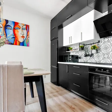Heart Of Modern 1br Walk Everywhere Sofia