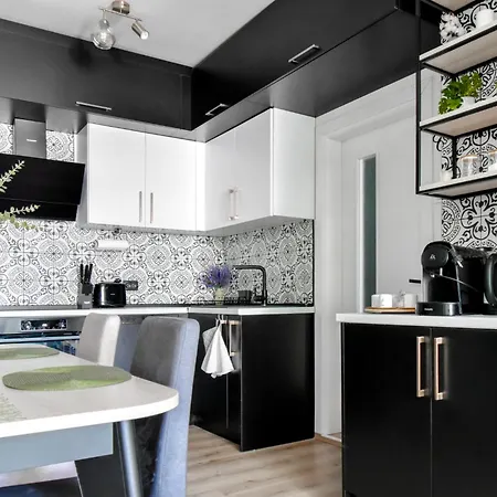 Heart Of Modern 1br Walk Everywhere Апартаменты София