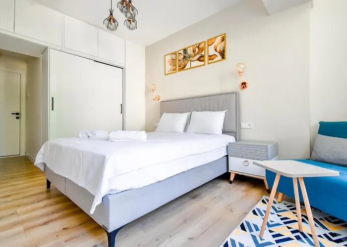 Prime Spot For 5 Full Kitchen Wi-fi Ac * Sofia